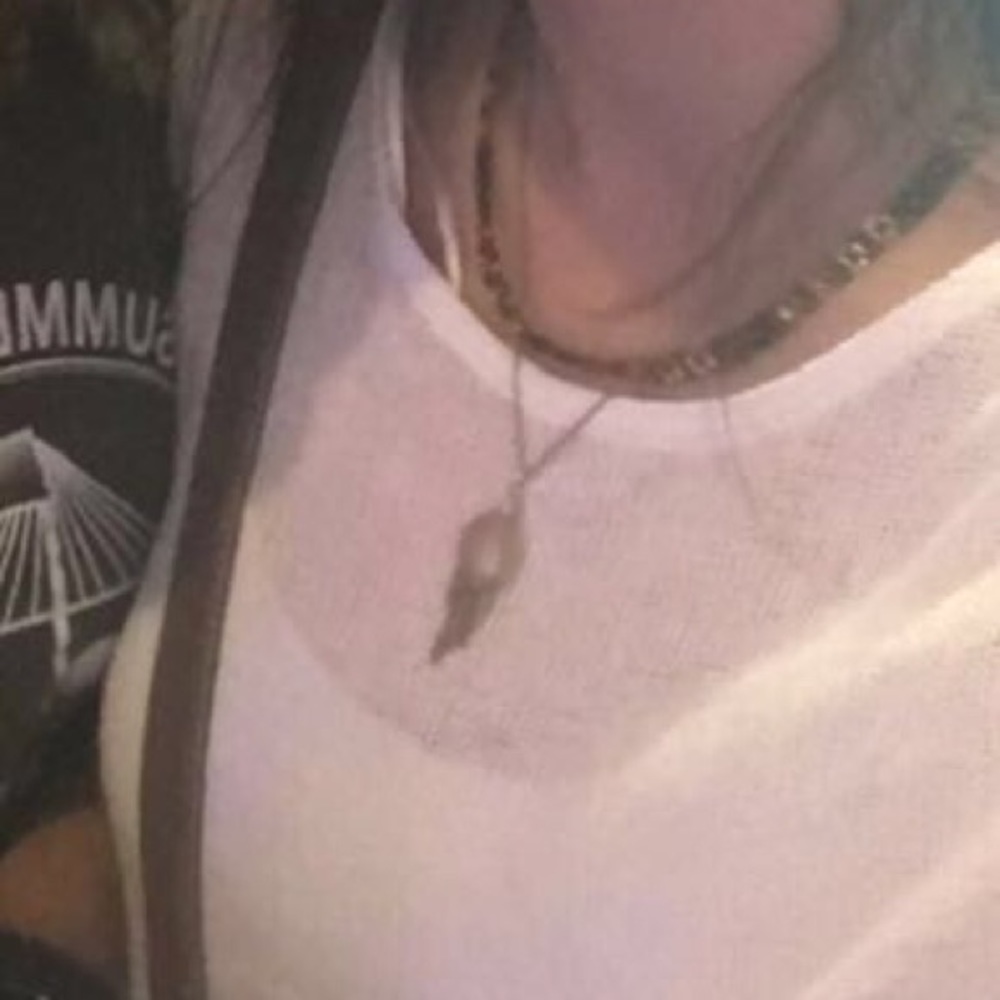 ISO this necklace!